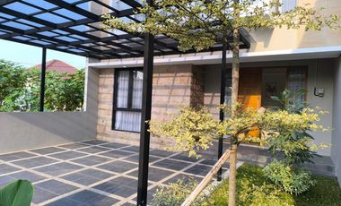 Rumah Baru 2 Lantai Mewah Ringroad Selatan Dekat UMY Yogyakarta