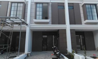 Rumah disewakan di Sukolilo, Surabaya