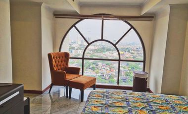 Baru Renovasi 3 Kamar 118 m2 Full Furnished Simprug Jakarta Selat