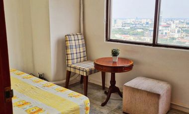 Baru Renovasi 3 Kamar 118 m2 Full Furnished Simprug Jakarta Selat