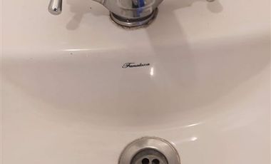 Oficina en Venta en 1 1/2 Poniente Villa Flores de Pucara