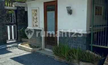 Dijual Rumah Sultan Kawasan Elite Super Strategis Solo Baru Luas 1250m