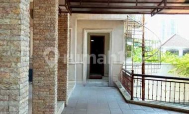 Dijual Rumah Sultan Kawasan Elite Super Strategis Solo Baru Luas 1250m
