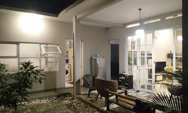 Rumah Mewah harga miring di perumahan Taman Duta Cisalak Depok