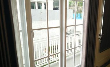 Rumah Mewah harga miring di perumahan Taman Duta Cisalak Depok