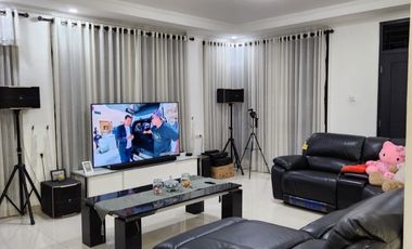 Dijual cepat rumah mewah di Gading Griya Lestari