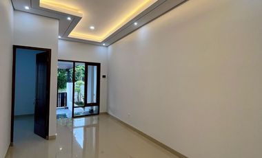 Rumah Baru Luas Asri dan murah dekat Budimulia  jalan Tajem