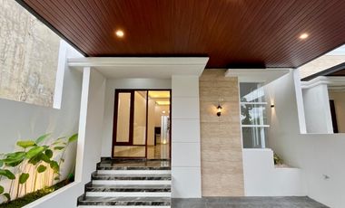 Rumah Baru Luas Asri dan murah dekat Budimulia  jalan Tajem