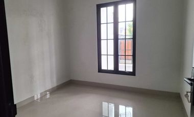 Rumah 2 lantai mewah siap huni 10 menit ke st Bogor