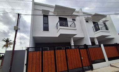 Rumah 2 lantai mewah siap huni 10 menit ke st Bogor