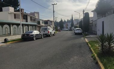 Casa Nueva en venta en San Carlos Metepec Mex  con vista al fairway golf  privada  con vigilancia