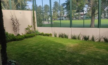 Casa Nueva en venta en San Carlos Metepec Mex  con vista al fairway golf  privada  con vigilancia