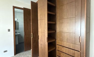 Casa Nueva en venta en San Carlos Metepec Mex  con vista al fairway golf  privada  con vigilancia