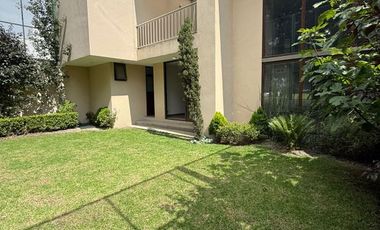 Casa Nueva en venta en San Carlos Metepec Mex  con vista al fairway golf  privada  con vigilancia