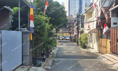 DE GROVE ESTATE RUMAH BARU DITENGAH KOTA