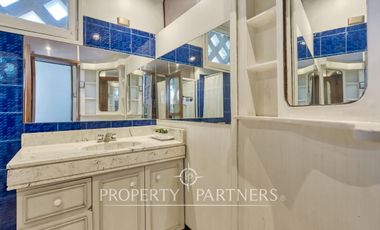 Gran casa con historia, estilo y múltiples posibilidades. Arriendo