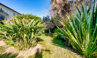Gran casa con historia, estilo y múltiples posibilidades. Arriendo