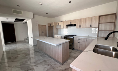 RESIDENCIA EN VENTA EN CIRCUITO COLINA NORTE SECTOR VIÑEDOS, TORREÓN, COAHUILA