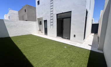 CASA EN VENTA TIPO TOWN HOUSE EN SECTOR VIÑEDOS TORREÓN, COAHUILA
