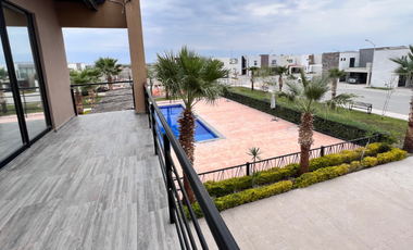 CASA EN VENTA TIPO TOWN HOUSE EN SECTOR VIÑEDOS TORREÓN, COAHUILA