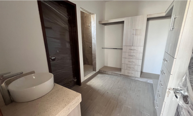 CASA EN VENTA TIPO TOWN HOUSE EN SECTOR VIÑEDOS TORREÓN, COAHUILA