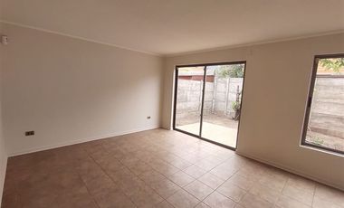 Casa en Arriendo en Alto Lo Castillo, Machalí