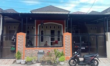 Dijual cepat rumah di belakang Rs semen padang
