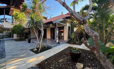 DIJUAL VILLA BALINESE STYLE NUSA DUA BALI