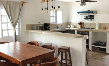 Casa en Esquina a 50mts de la Playa en Chuburná Puerto