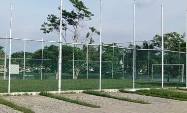 OPORTUNIDAD EN RENTA. Casa en El Country con enorme jardín