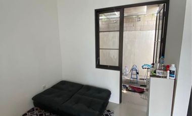 Jual  rumah murah bonus perabotan di dapur kejambon  jombNg