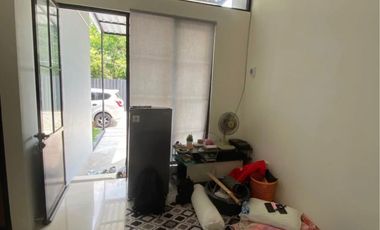 Jual  rumah murah bonus perabotan di dapur kejambon  jombNg