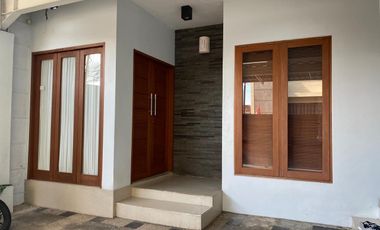 Disewakan Rumah 2 lantai Di Kawasan Elite Renon
