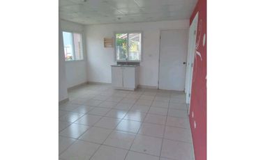 VENDO CASA EN LA CHORRERA URBANIZACION EL PRADO