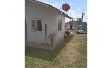 VENDO CASA EN LA CHORRERA URBANIZACION EL PRADO