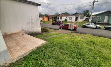 VENDO CASA EN LA CHORRERA URBANIZACION EL PRADO