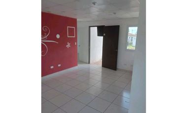 VENDO CASA EN LA CHORRERA URBANIZACION EL PRADO