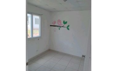 VENDO CASA EN LA CHORRERA URBANIZACION EL PRADO