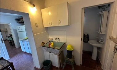 IMPORTANTE CASA QUINTA A METROS DEL CENTRO