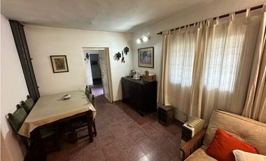 IMPORTANTE CASA QUINTA A METROS DEL CENTRO