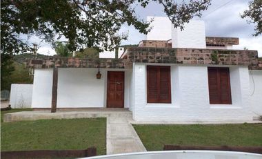 VENDO HERMOSA CASA – BARRIO LA CUESTA, VILLA CARLOS PAZ Propiedad