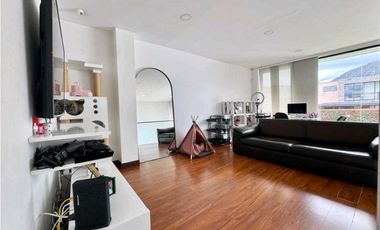 ARRIENDO CASA EN LOTE INDEPENDIENTE DOS NIVELS EN CONJUNTO EN COTA