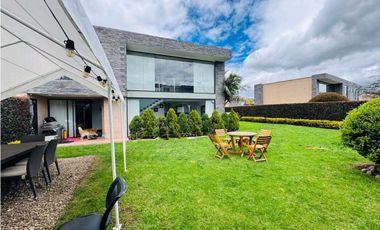 ARRIENDO CASA EN LOTE INDEPENDIENTE DOS NIVELS EN CONJUNTO EN COTA