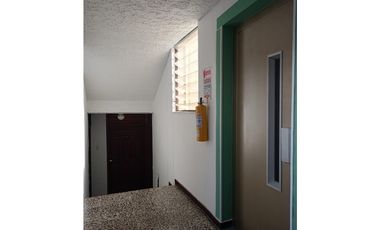 Se vende Apartamento con 3 Rentas en Av. 30 de Agosto Pereira