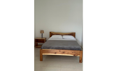 SE VENDE FINCA DE 25.000 METROS CUADRADOS A BORDE DE CARRETERA