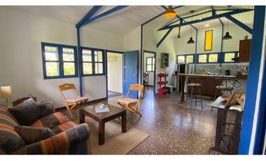 Finca en unidad cerrada en el Canadá sector aguas claras