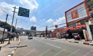 RUMAH TUA COCOK UNTUK USAHA DI RAWAMANGUN