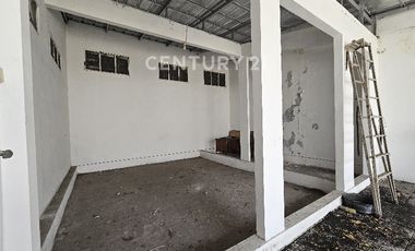 Rumah  Muara Karang Blok 9 Lebar 6 Dijual Cepat