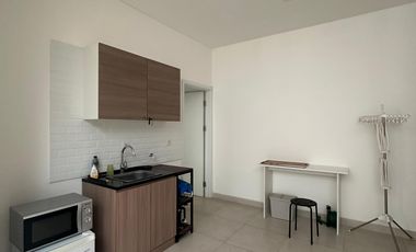 Sewa rumah Riviera Metland green lake city