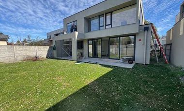 Casa en arriendo en LOS ANGELES